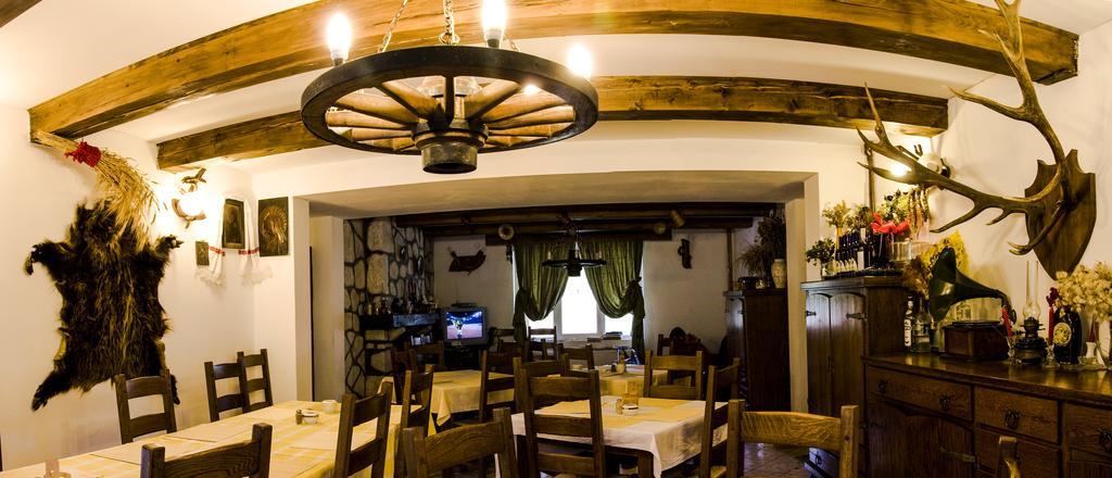 Pensiunea Casa Noastra Arieşeni エクステリア 写真