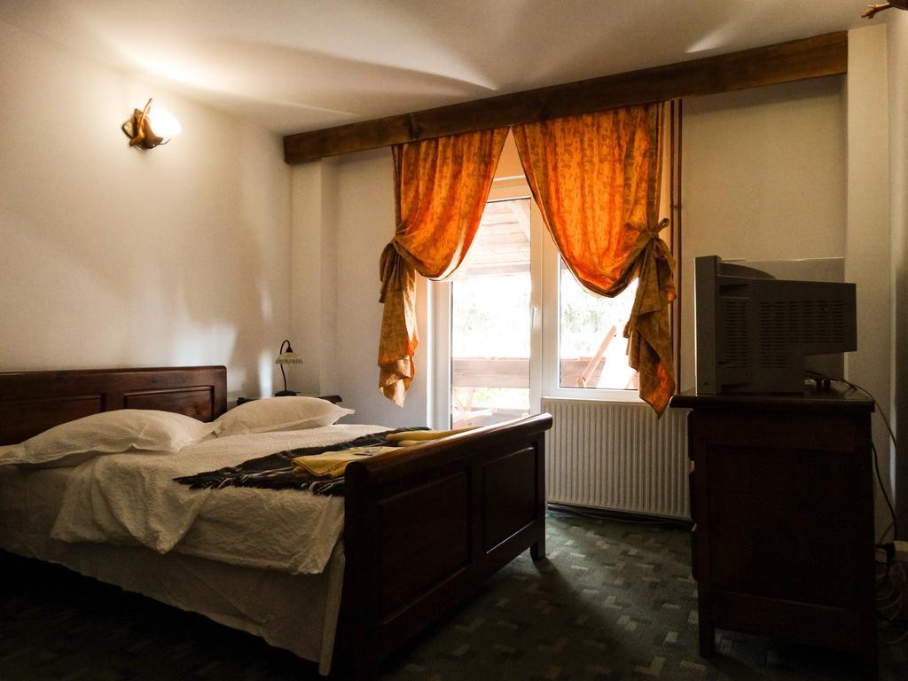 Pensiunea Casa Noastra Arieşeni エクステリア 写真